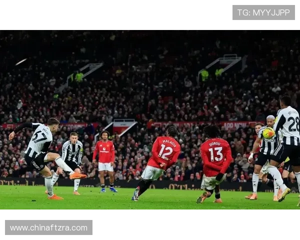 曼联半场被维拉逼平失良机